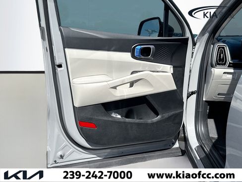 New 2026 Kia Sorento S image 19