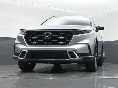 Used 2023 Honda CR-V Sport Touring image 11