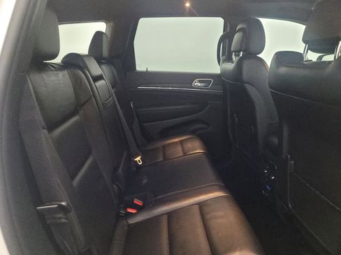 Used 2021 Jeep Grand Cherokee Limited AWD/4WD image 19