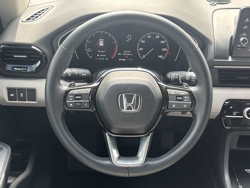 Used 2025 Honda Pilot Touring image 23