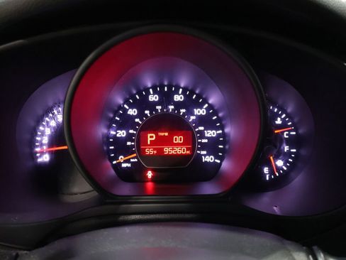 Used 2018 Kia Soul + image 37