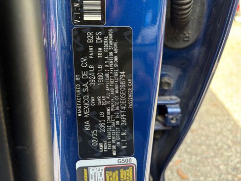 Used 2025 Kia K4 LXS image 28