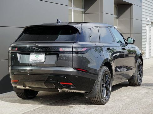 Used 2025 Land Rover Range Rover Velar Dynamic SE image 2