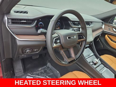 New 2025 Jeep Grand Cherokee L Summit w/ MOPAR Finishing Package AWD/4WD image 11