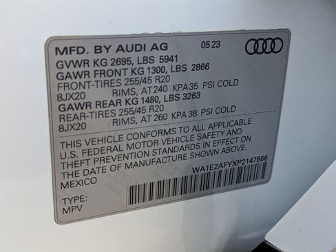 Used 2023 Audi Q5 e Premium Plus w/ Premium Plus Package image 17