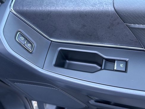 New 2025 Ford F150 XLT w/ Equipment Group 302A MID image 35