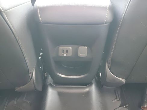 Used 2019 Chevrolet Colorado ZR2 image 21