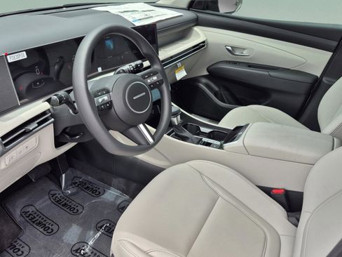 New 2026 Hyundai Tucson SEL Plus FWD image 18