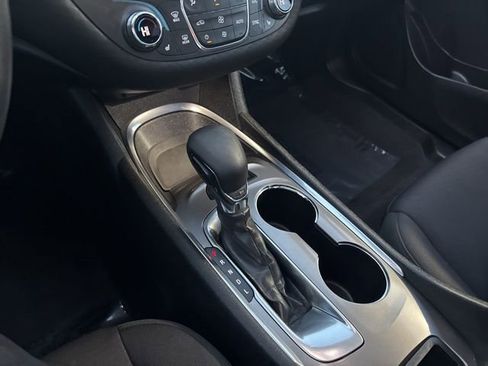 Used 2021 Chevrolet Malibu LT image 21