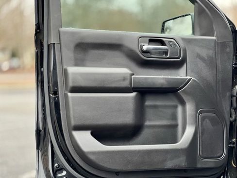 Used 2021 Chevrolet Silverado 1500 Custom image 10