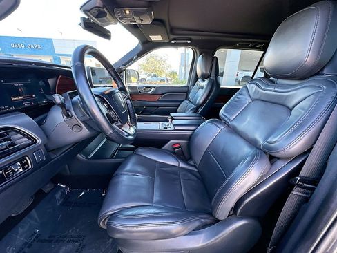 Used 2023 Lincoln Navigator Reserve AWD/4WD image 21