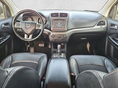 Used 2019 Dodge Journey Crossroad FWD image 15