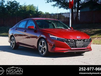 Used 2023 Hyundai Elantra SEL w/ Convenience Package