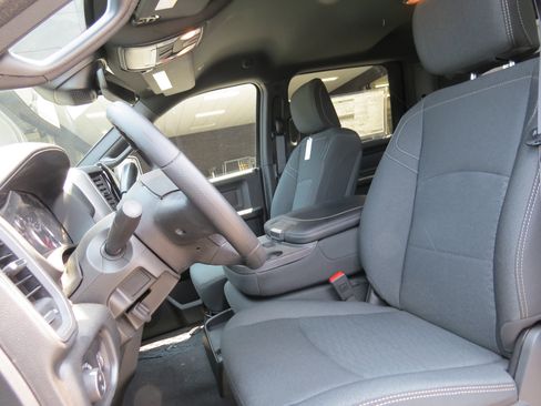 New 2025 RAM 2500 Tradesman image 17