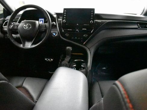 Used 2024 Toyota Camry image 18
