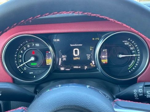 Used 2023 Jeep Wrangler Unlimited Rubicon 4xe image 15