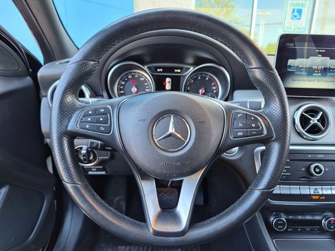 Used 2020 Mercedes-Benz GLA 250 4MATIC image 20