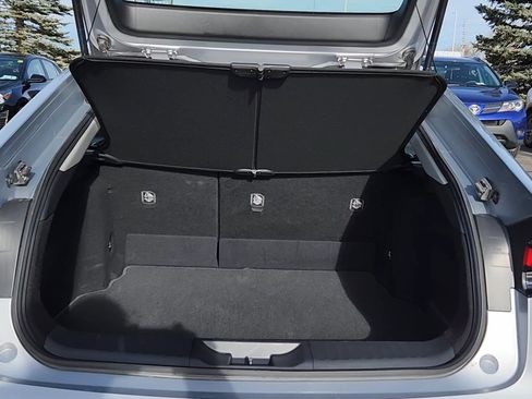 Used 2025 Toyota Prius LE image 19