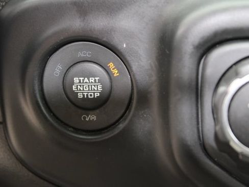 Used 2023 Jeep Wrangler Unlimited Sahara w/ Cold Weather Group AWD/4WD image 23