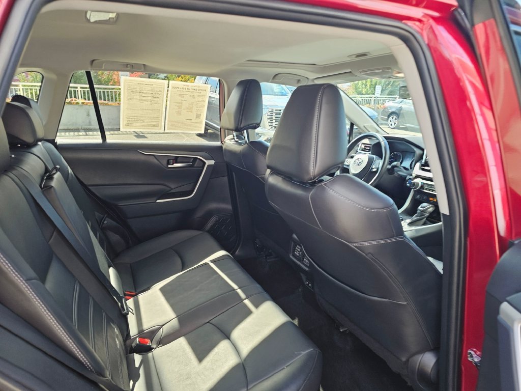Used 2021 Toyota RAV4 XLE Premium AWD/4WD image 14
