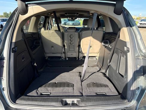 Used 2018 Honda Odyssey Touring image 11