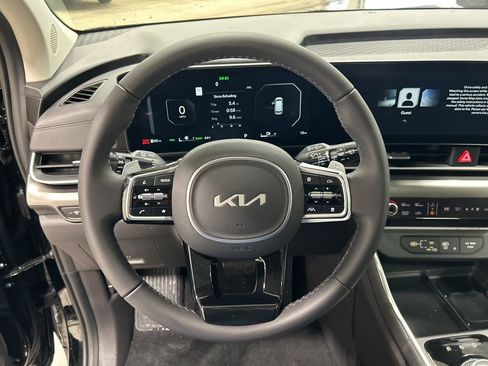 New 2026 Kia Carnival SX image 14