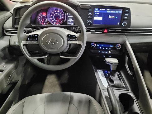 Used 2021 Hyundai Elantra SEL w/ Cargo Package FWD image 26