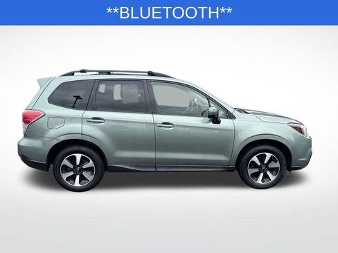 Used 2017 Subaru Forester 2.5i Premium AWD/4WD image 8