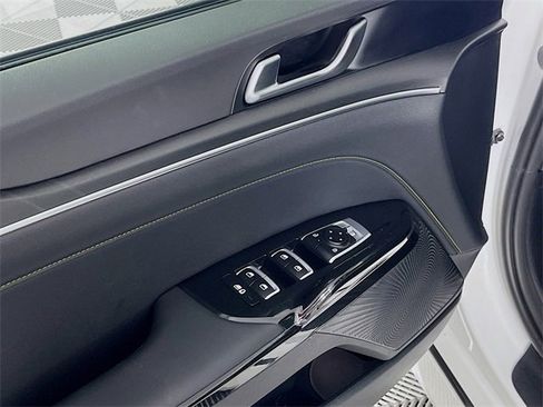 Used 2025 Kia K5 GT image 19