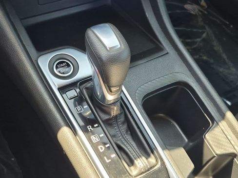 Used 2021 Nissan Sentra SV FWD image 17