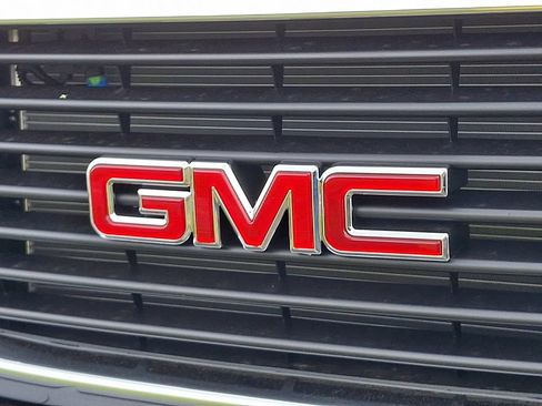 New 2026 GMC Savana 3500 w/ Driver Convenience Package RWD image 11