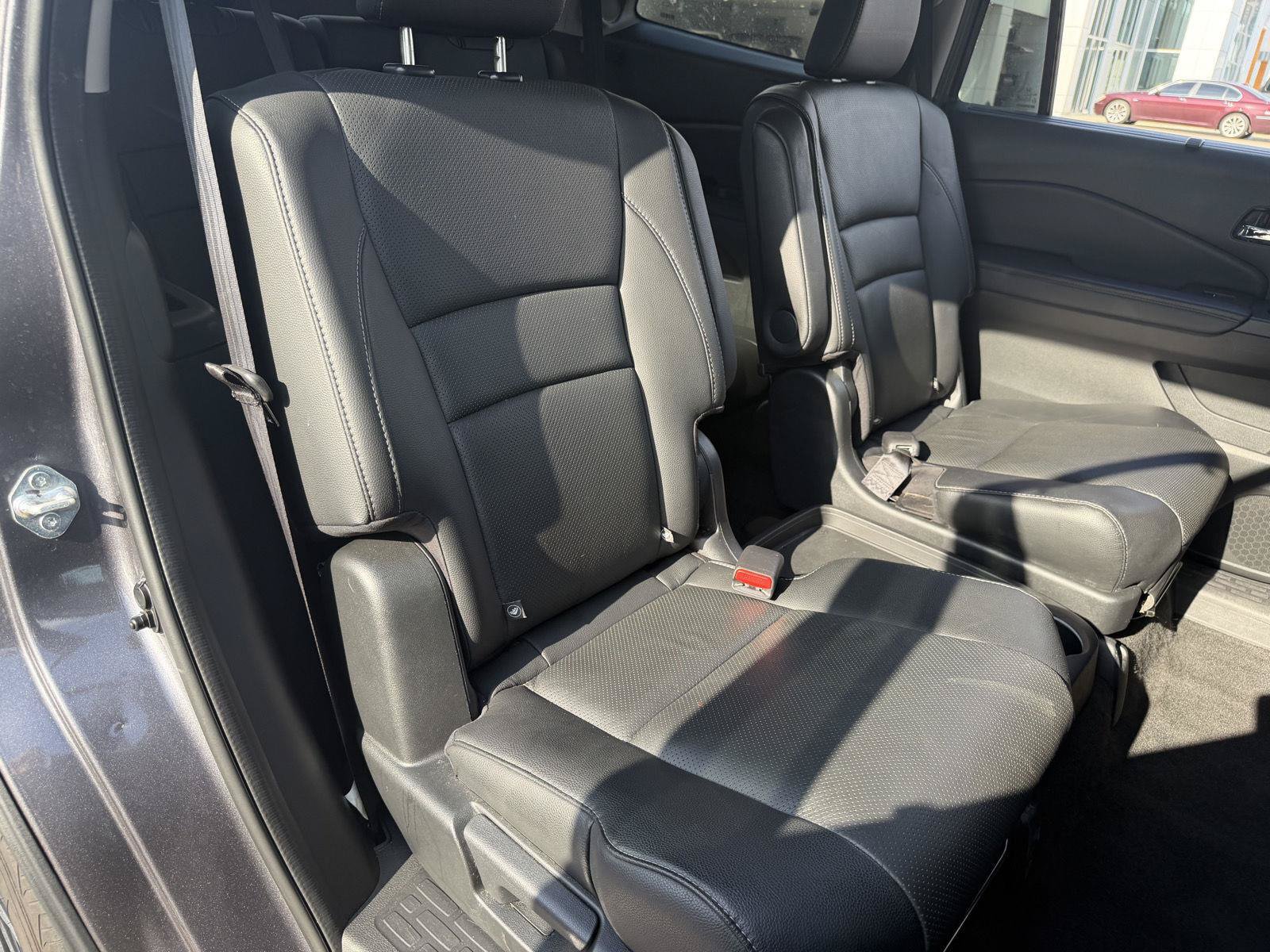 Used 2022 Honda Pilot Elite image 19