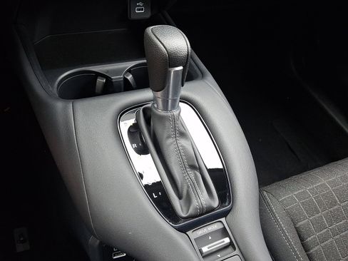 Certified 2023 Honda HR-V LX image 13