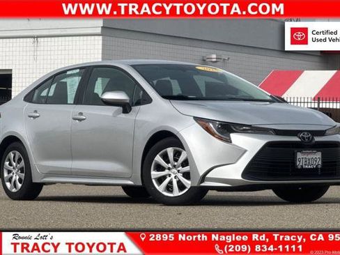 Certified 2025 Toyota Corolla LE w/ Convenience Package image 1