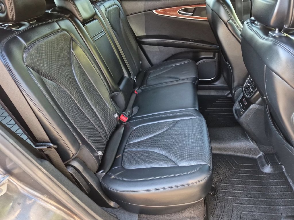 Used 2020 Lincoln Nautilus Reserve AWD/4WD image 22