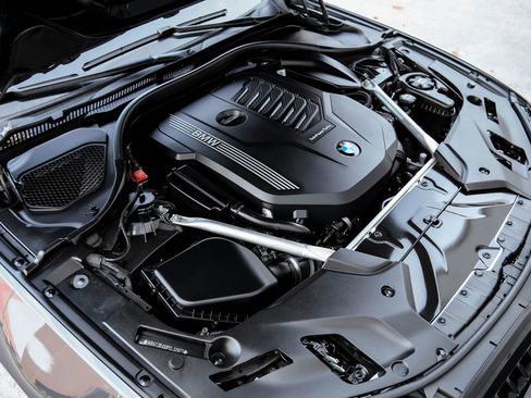 Used 2023 BMW 540i xDrive w/ Executive Package image 65