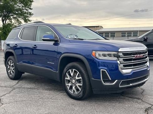 Certified 2023 GMC Acadia SLE w/ Driver Convenience Package AWD/4WD image 2