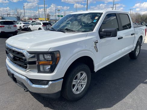 Used 2023 Ford F150 XLT image 2