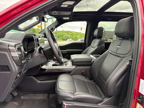 Used 2025 Ford F150 Platinum w/ Equipment Group 702A High AWD/4WD image 4