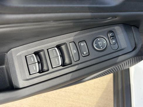 Certified 2025 Honda Accord SE image 11