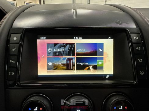 Used 2018 Jaguar F-TYPE R image 25