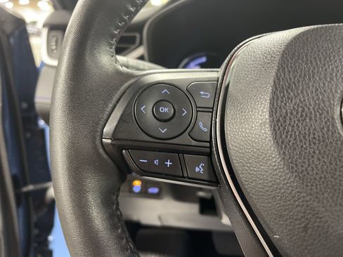 Used 2022 Toyota RAV4 XSE image 18