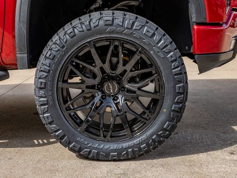 Used 2023 GMC Sierra 1500 AT4X AWD/4WD image 12