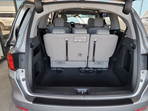 Used 2023 Honda Odyssey EX-L image 16