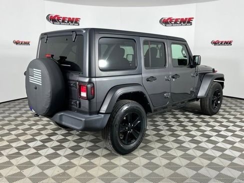 Used 2022 Jeep Wrangler Unlimited Sport AWD/4WD image 3