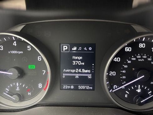 Used 2017 Hyundai Elantra Value Edition image 12