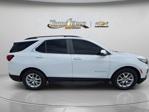 Used 2024 Chevrolet Equinox LT FWD image 9