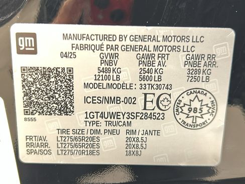 Used 2025 GMC Sierra 3500 Denali w/ Denali Reserve Package image 46