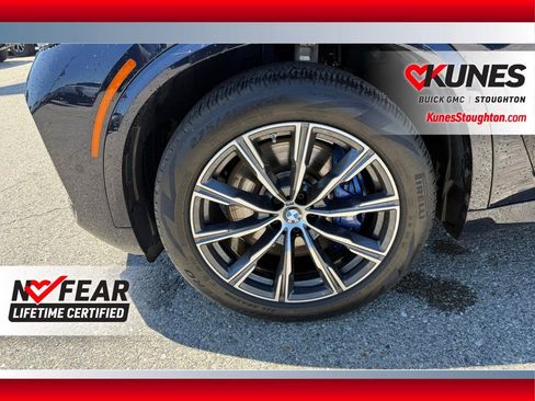 Used 2024 BMW X5 M60i AWD/4WD image 16