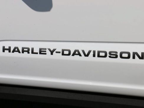 New 2026 Ford F250 Lariat w/ Black Appearance Package AWD/4WD image 9